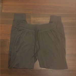 Athleta Gray Pocket Cuff Joggers Size XS Women’s